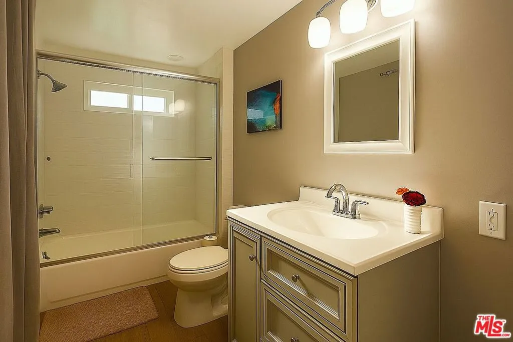 643 Santa Clara Avenue, Venice, California 90291 home-pic-7